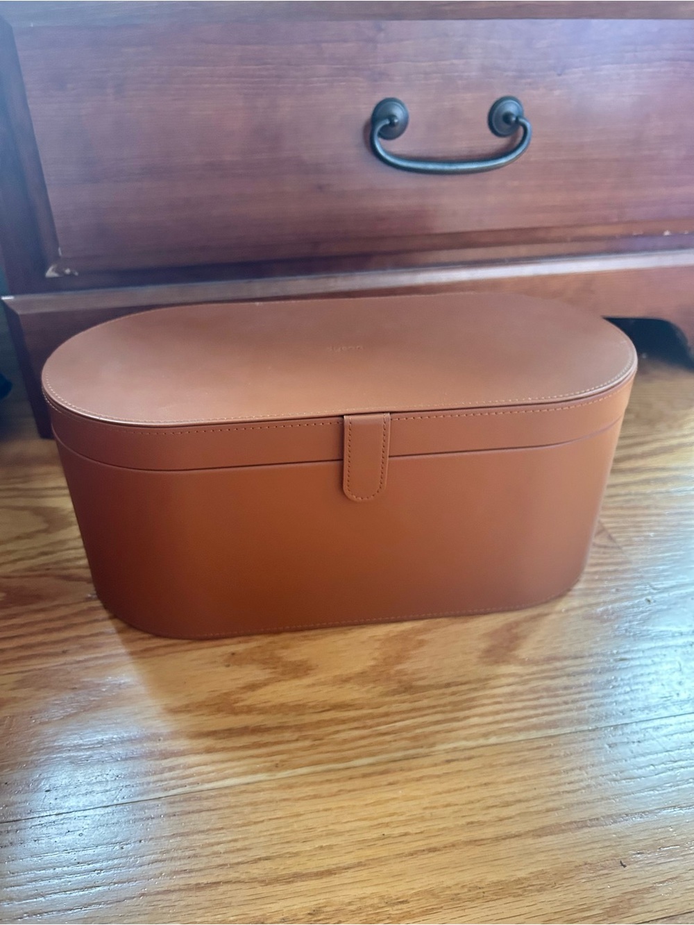 Dyson Container Box - Picture 1 of 3